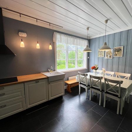 Hotel Trollveggen Stasjon Åndalsnes Zewnętrze zdjęcie
