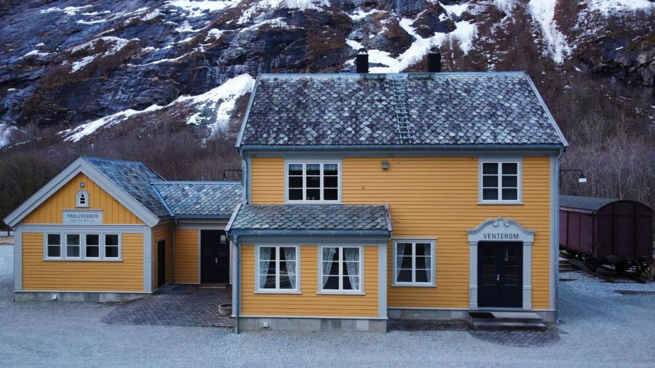 Hotel Trollveggen Stasjon Åndalsnes Zewnętrze zdjęcie