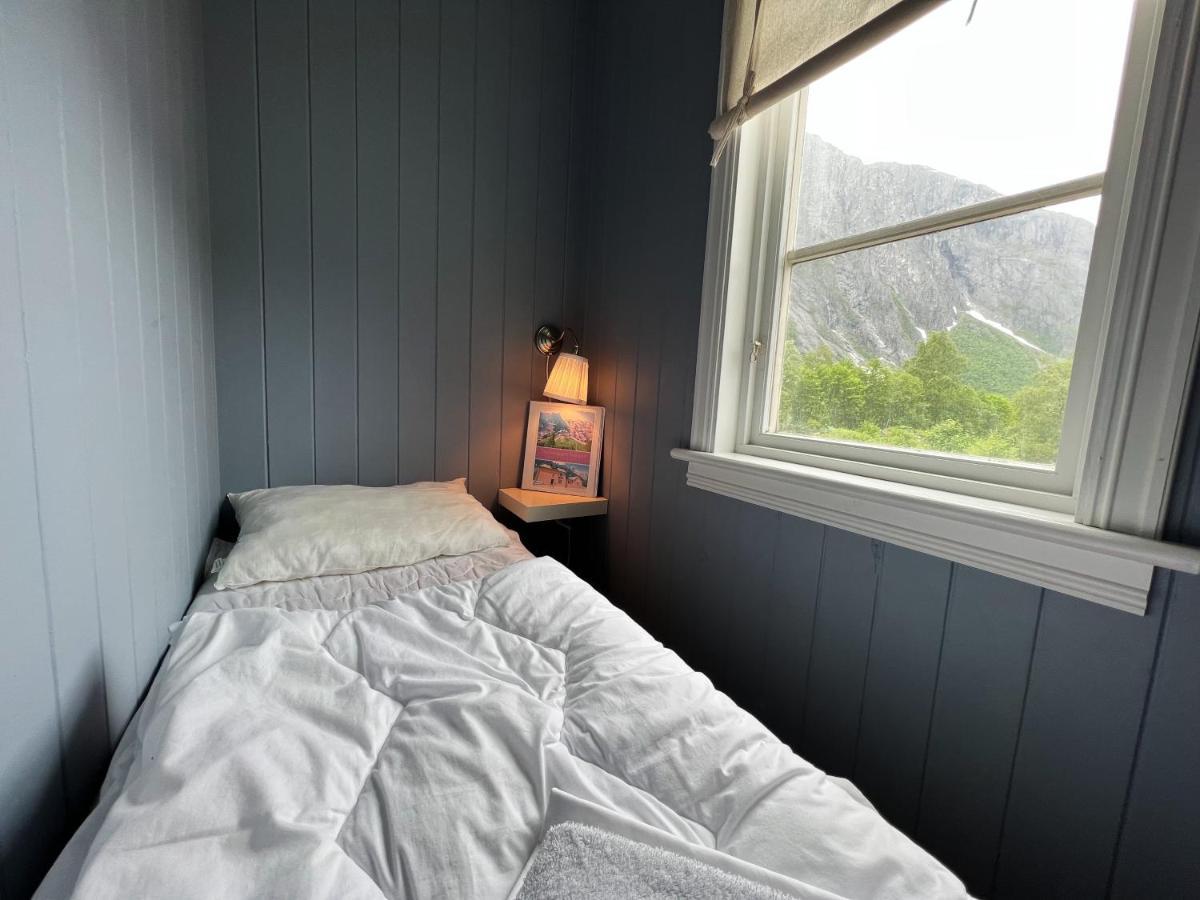 Hotel Trollveggen Stasjon Åndalsnes Zewnętrze zdjęcie